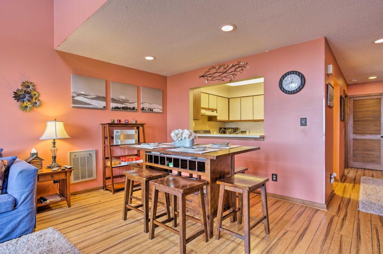 Pet-Friendly Beech Mountain Condo Steps To Slopes Exterior photo